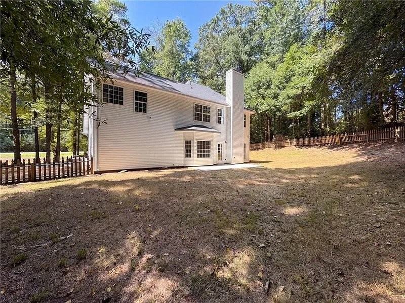 270 Forrest Ave - Photo 6 of 9