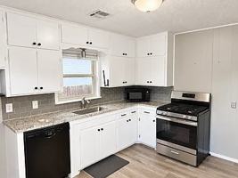 featured image of 3932 Nw 33rd St