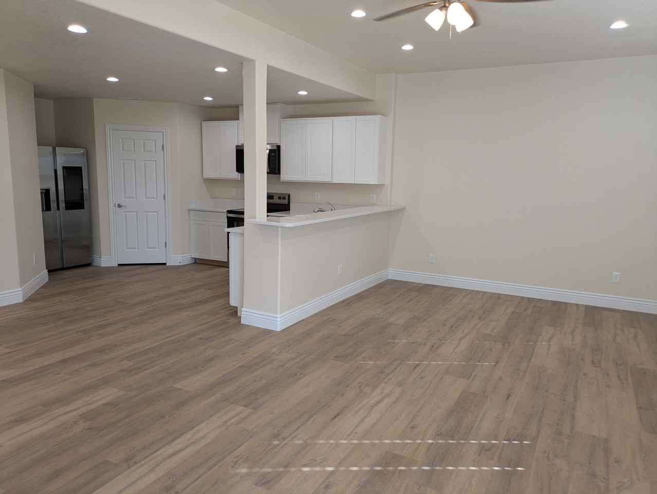 5145 Mile High Cir - Photo 6 of 20