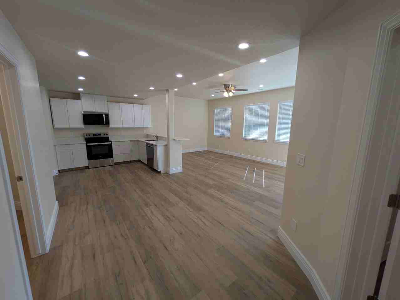 5145 Mile High Cir - Photo 7 of 20