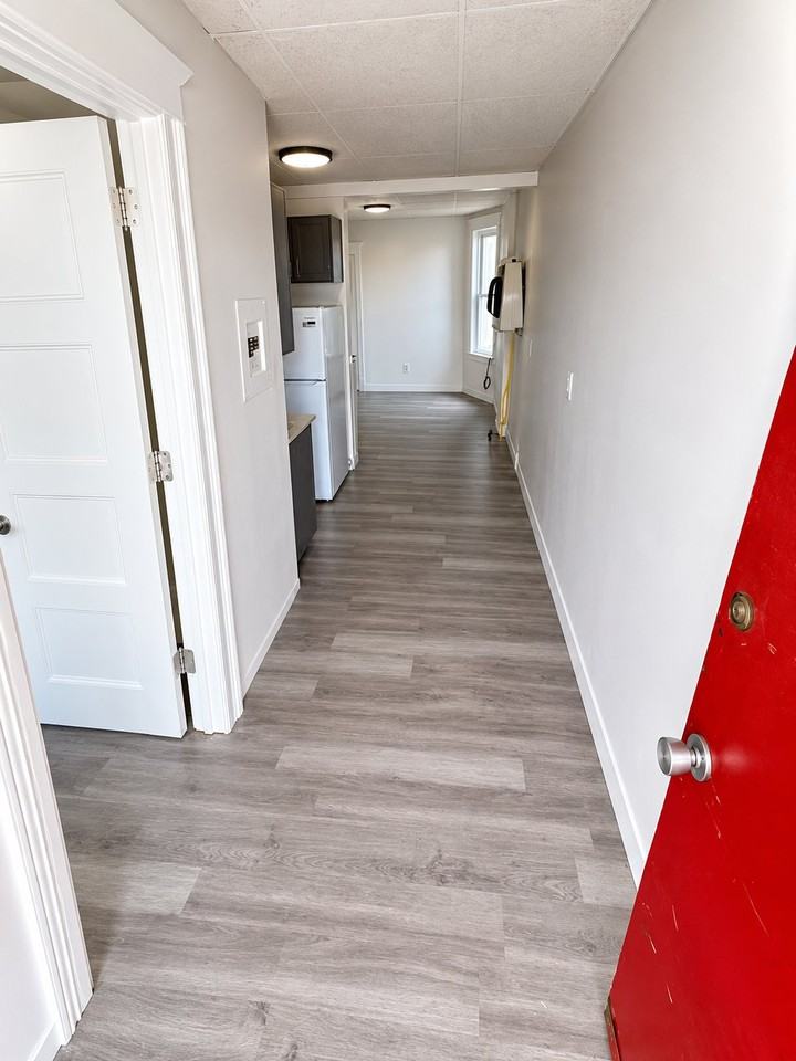 30 E Main St #4 - Photo 4 of 14