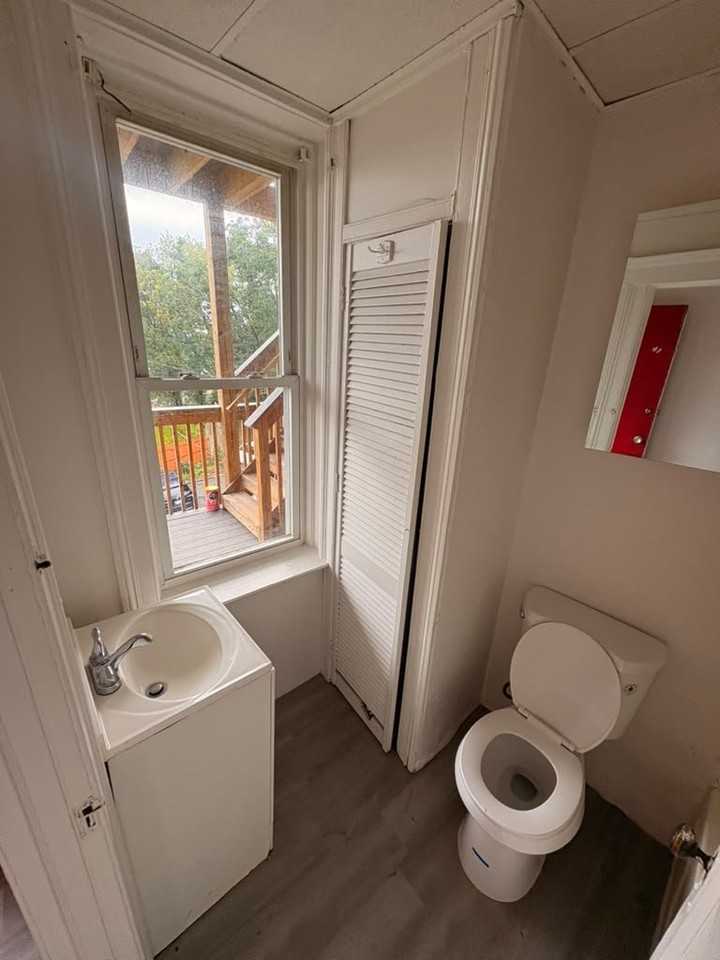 30 E Main St #4 - Photo 6 of 14