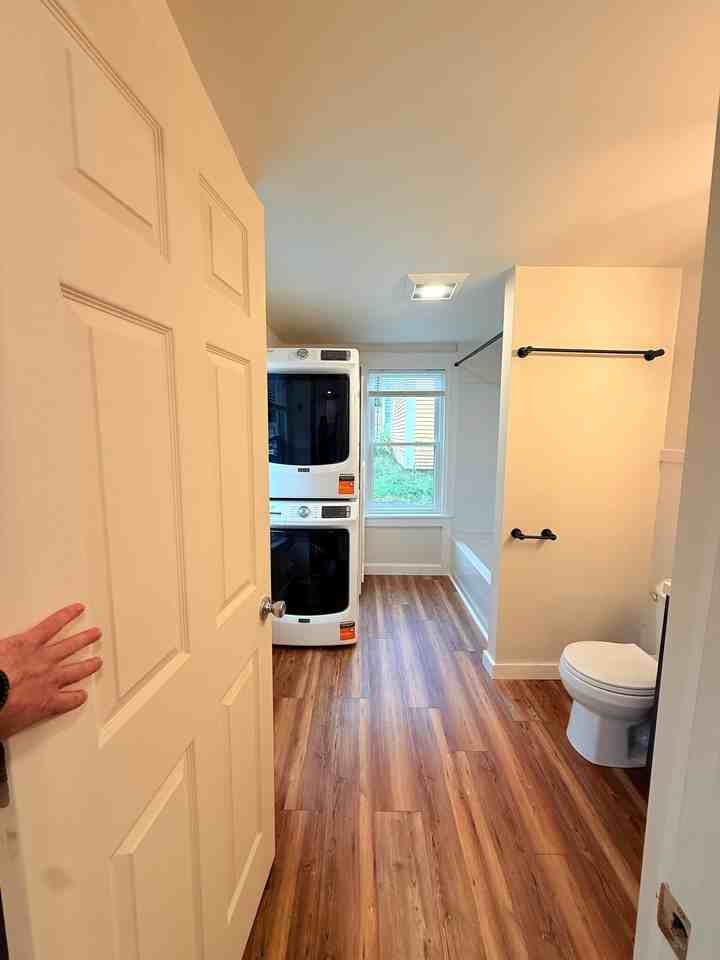 394 Main St #A - Photo 5 of 20