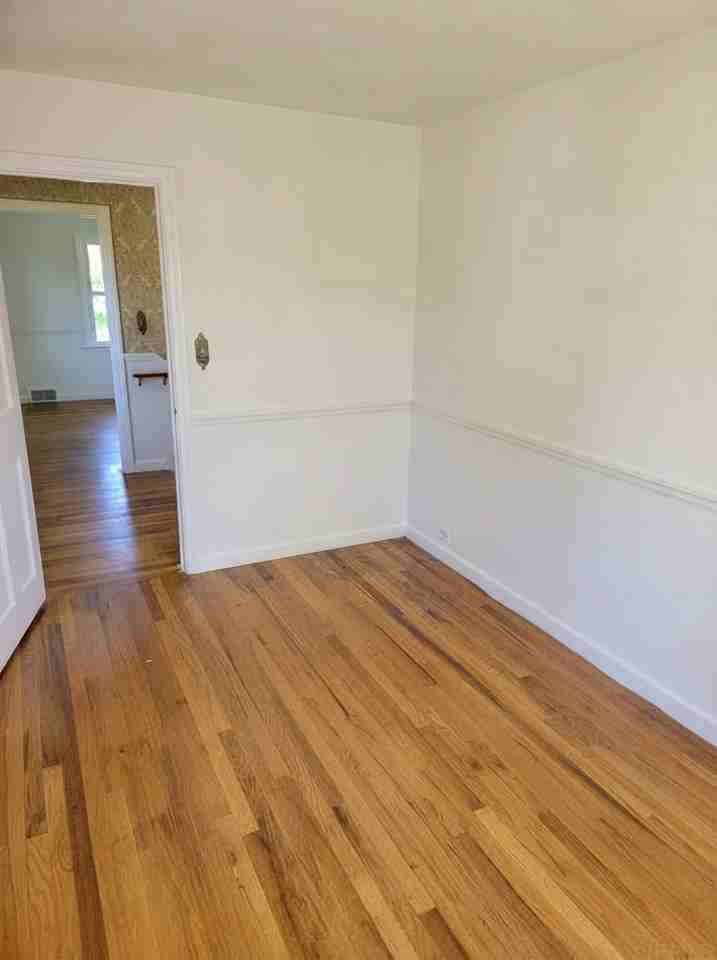 1201 Woodlawn Blvd - Photo 3 of 20