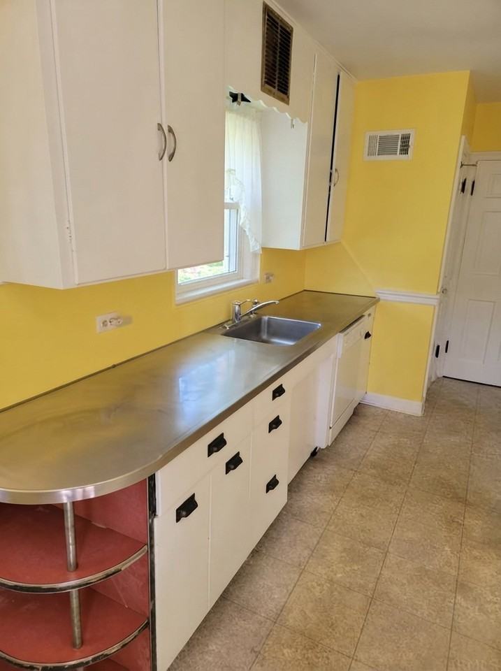 1201 Woodlawn Blvd - Photo 4 of 20