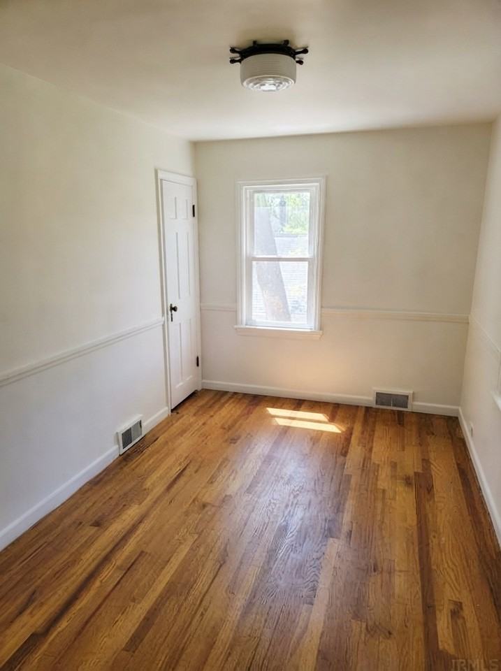 1201 Woodlawn Blvd - Photo 5 of 20