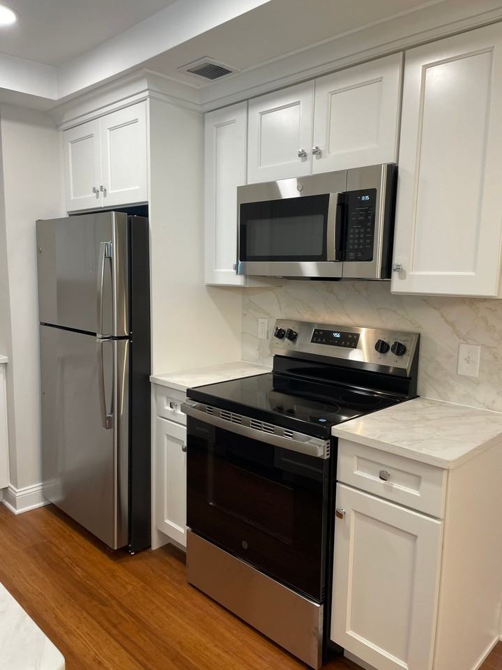 293B Sharon Way - Photo 4 of 13