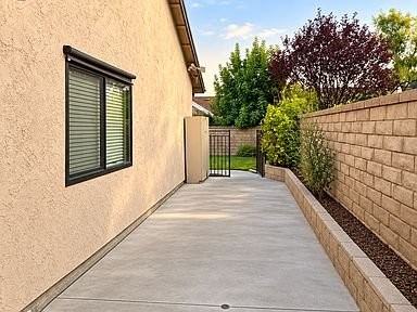 20824 Canterwood Dr - Photo 5 of 16