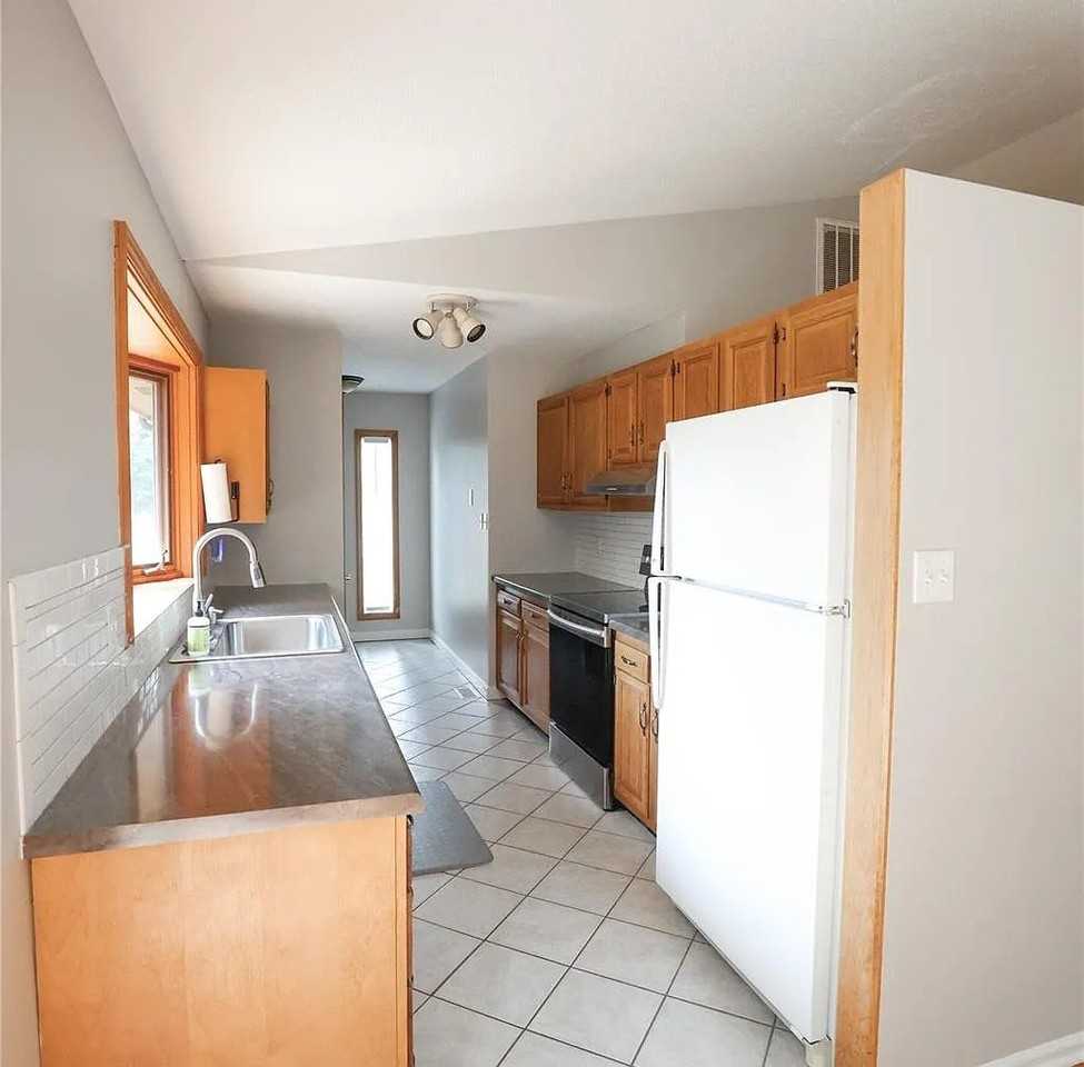 5516 Brookwood Ln - Photo 2 of 5
