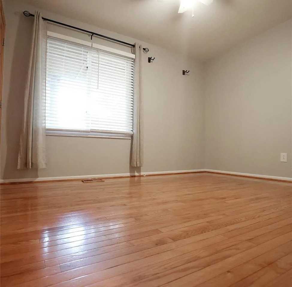 5516 Brookwood Ln - Photo 3 of 5