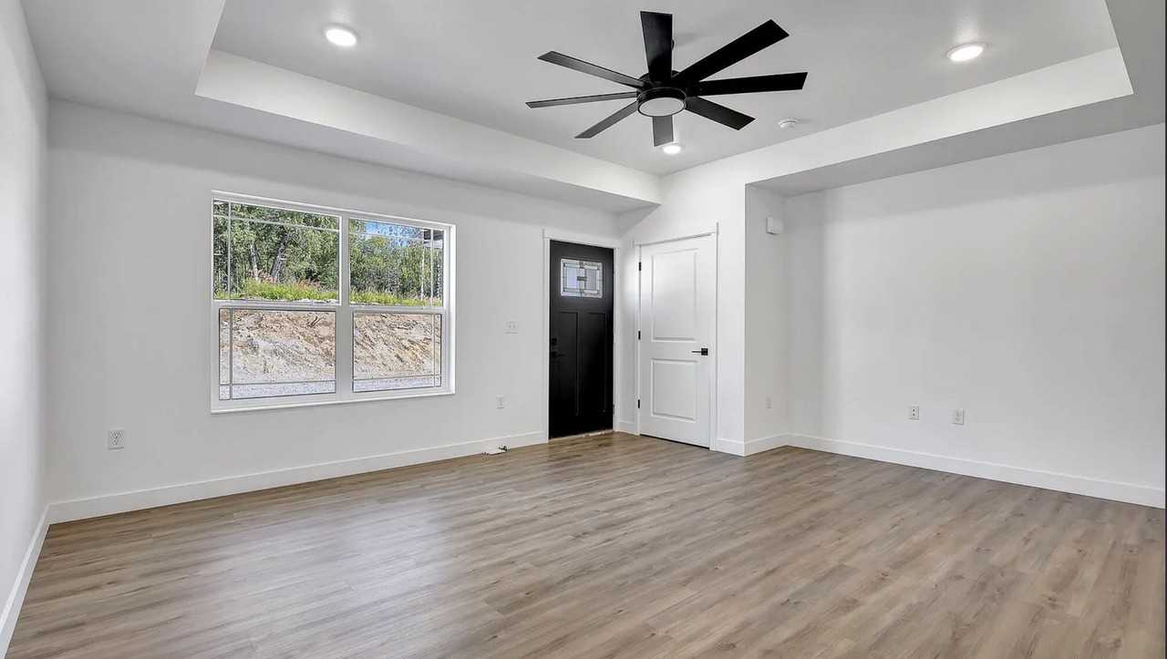 6878 W Tadpole Cir - Photo 4 of 20