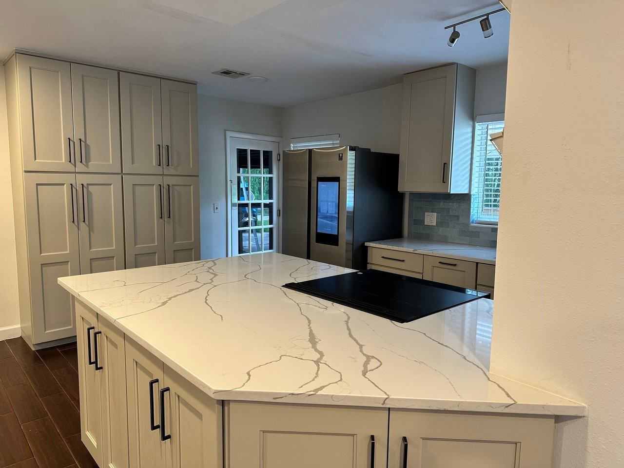 825 Buttonwood Rd - Photo 3 of 20