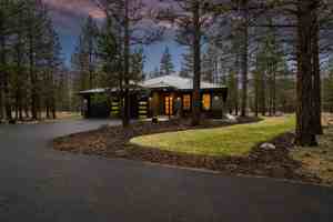 featured image of 69350 Crooked Horseshoe Rd