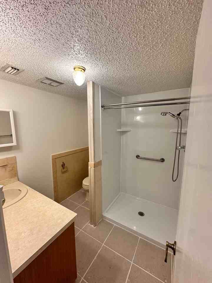 1109 Orangewalk Dr #A - Photo 5 of 8