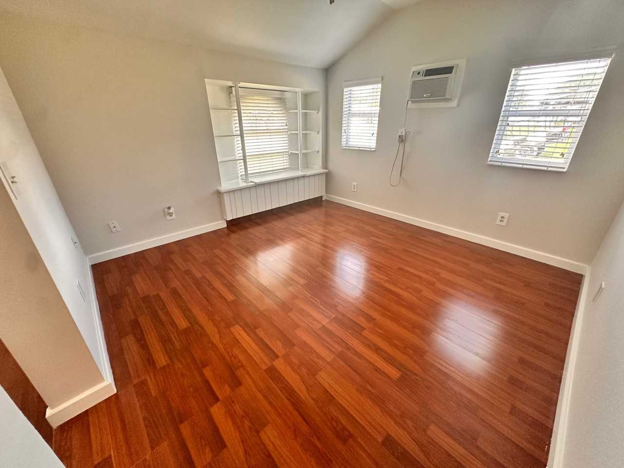 1109 Orangewalk Dr #A - Photo 7 of 8