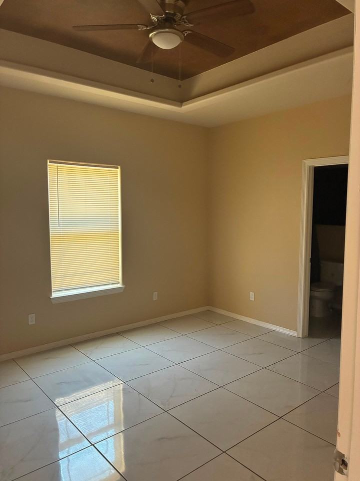3108 Rosemary Dr #2 - Photo 6 of 10