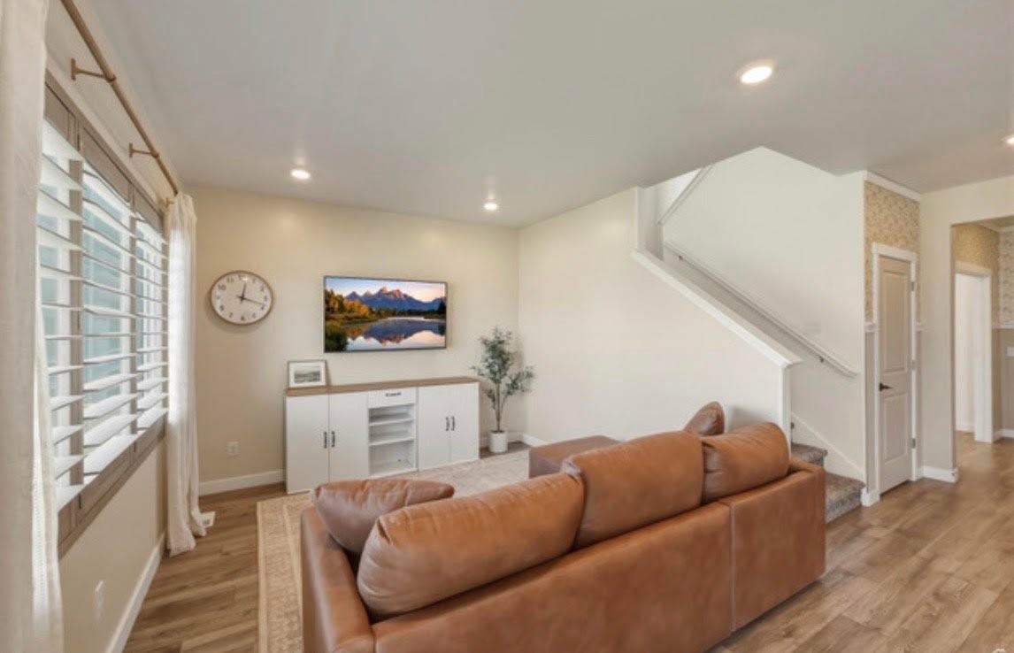 616 Wn - Photo 3 of 14