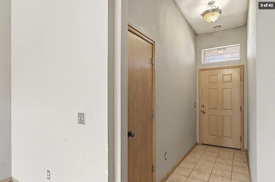 2204 Nw 157th St - Photo 3 of 20