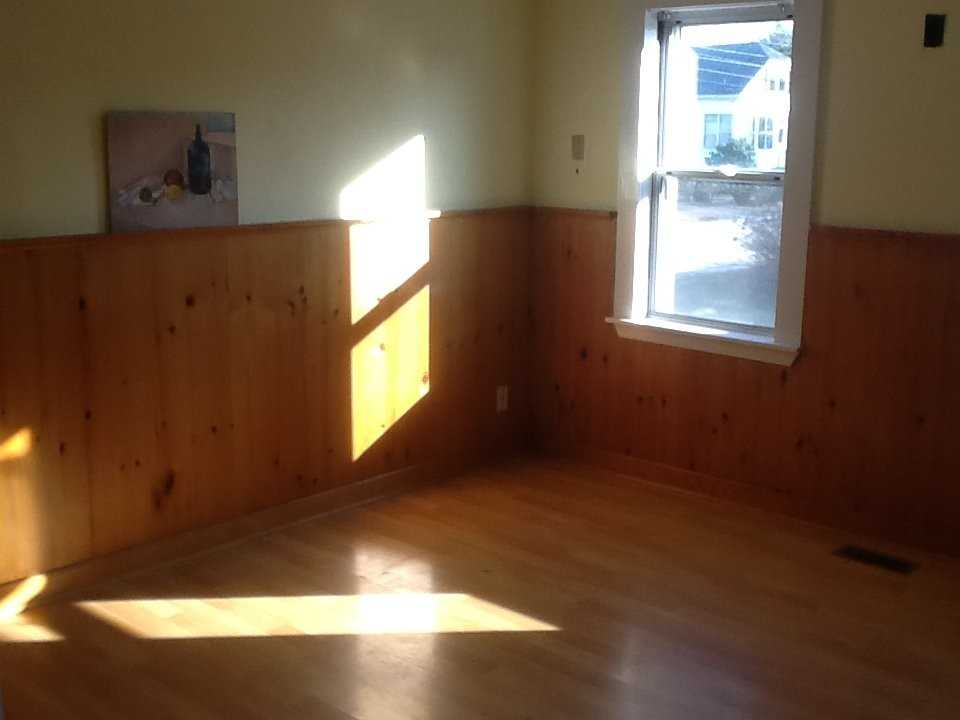 507 Middle Hwy - Photo 4 of 9