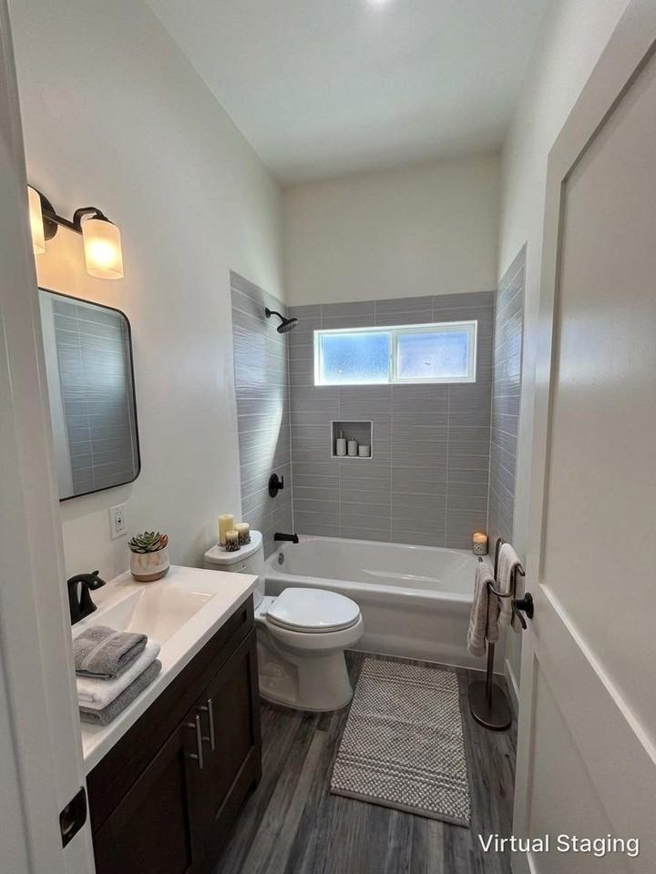 10408 Baring Cross St - Photo 5 of 12