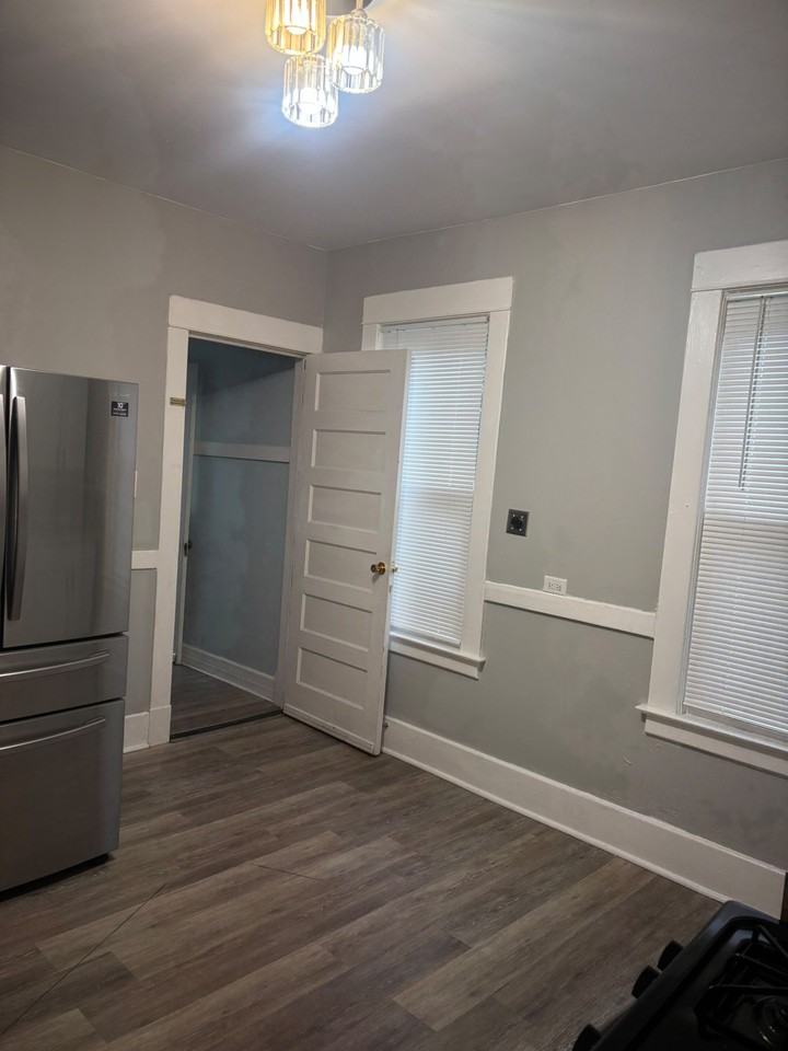 1815 Euclid Ave #2ndFL - Photo 4 of 14
