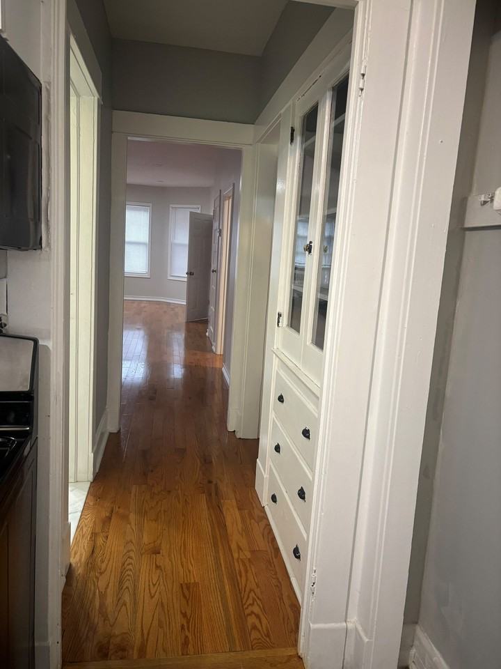 1815 Euclid Ave #2ndFL - Photo 6 of 14