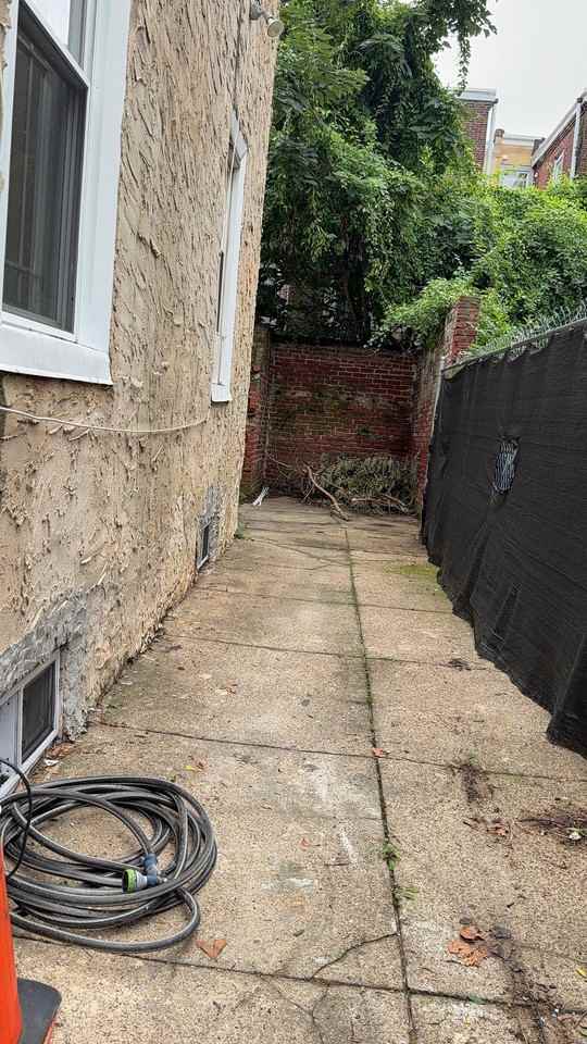 3208 Pearl St - Photo 2 of 16