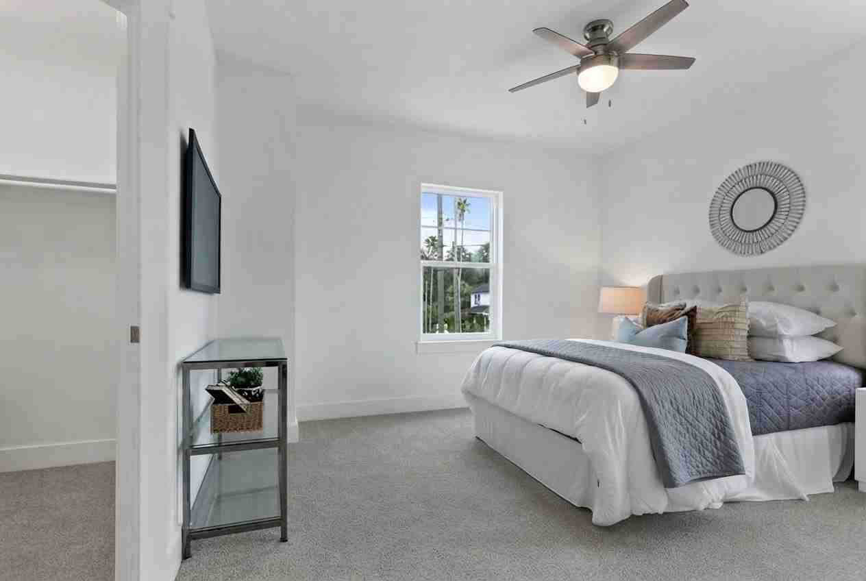 149 N Ring Ave - Photo 7 of 20
