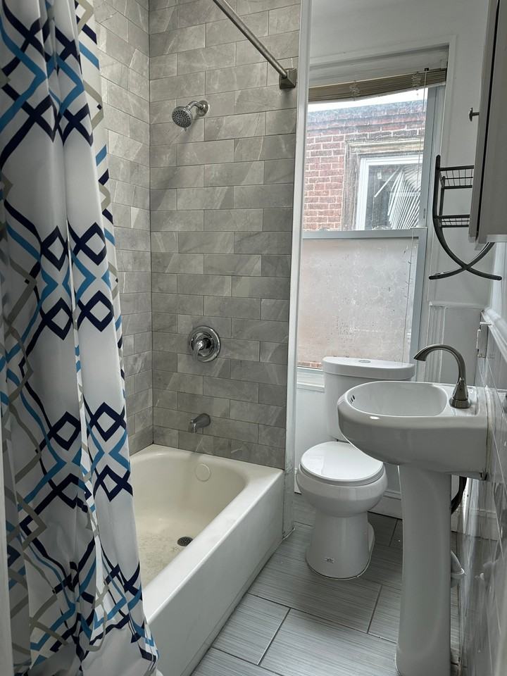 2260 N 15th St - Photo 5 of 14