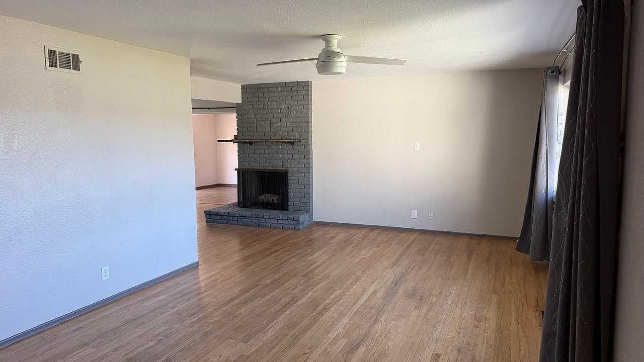 1014 E Alameda St - Photo 5 of 13