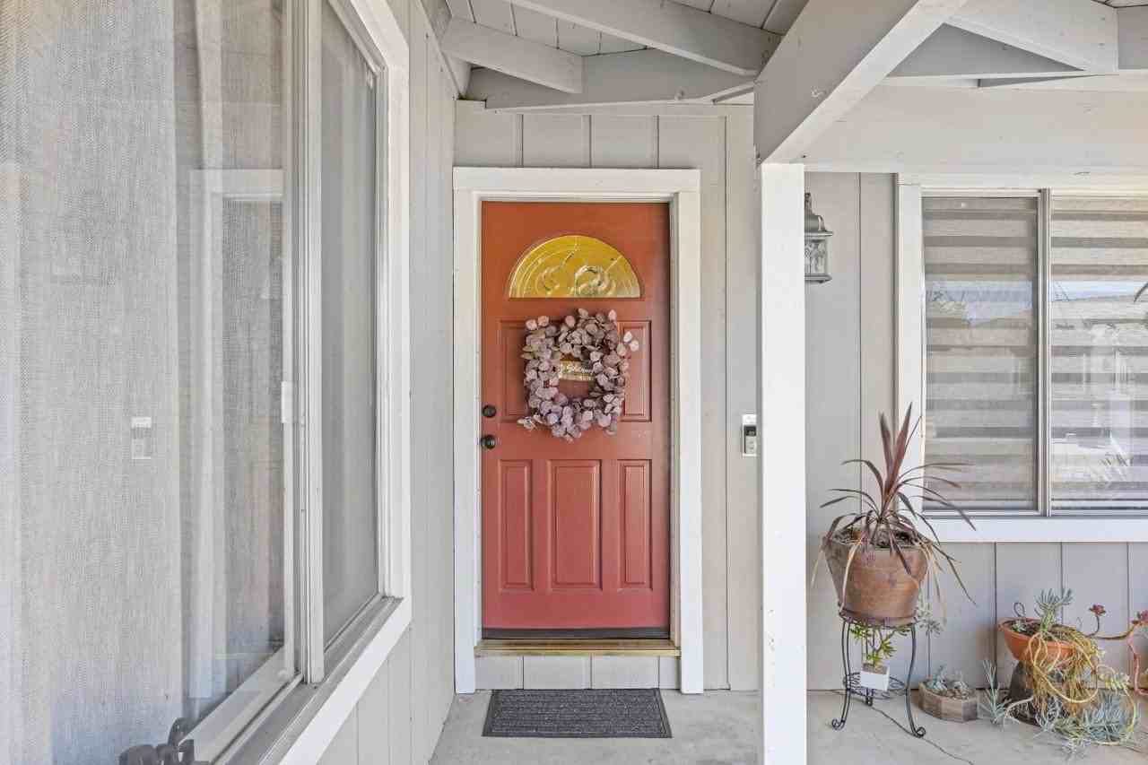 930 Apple Ct - Photo 3 of 20