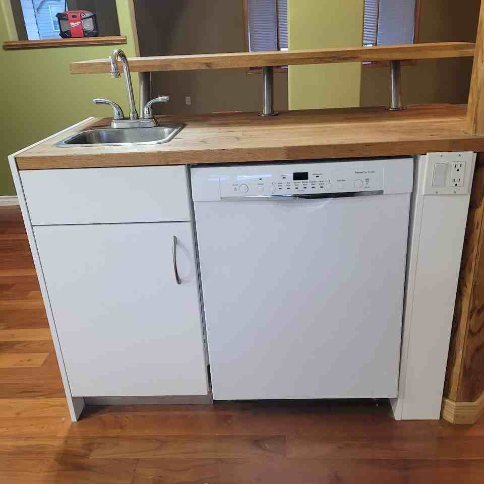 12020 Candiac Rd Sw - Photo 4 of 10