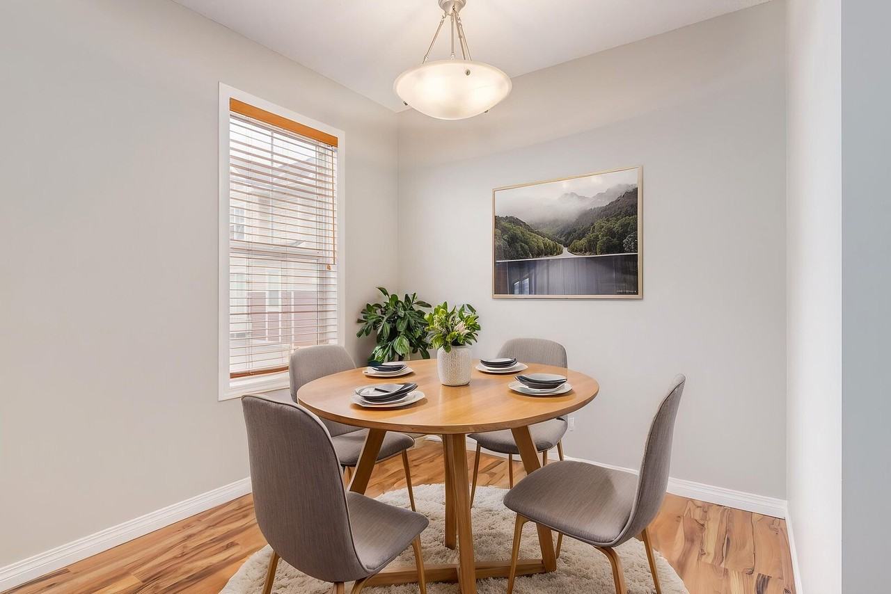 3294 New Brighton Gdns Se - Photo 7 of 18