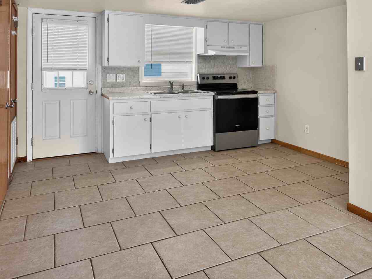 348 Tarpon Ave #1 - Photo 6 of 15