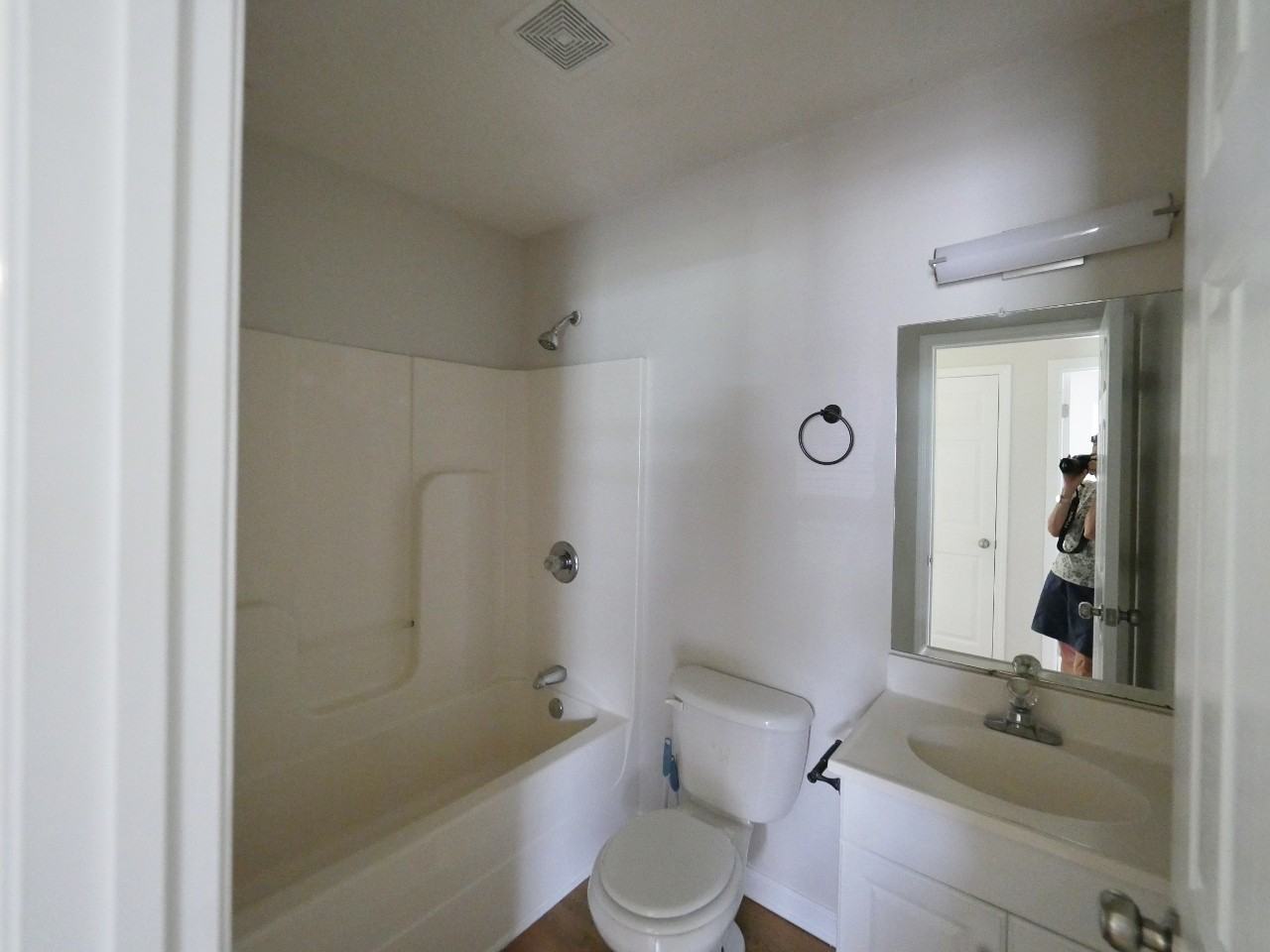 1484 Peregrine Dr #NA - Photo 5 of 7