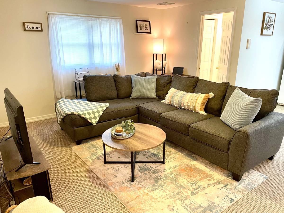 412 Main St #2 - Photo 2 of 16