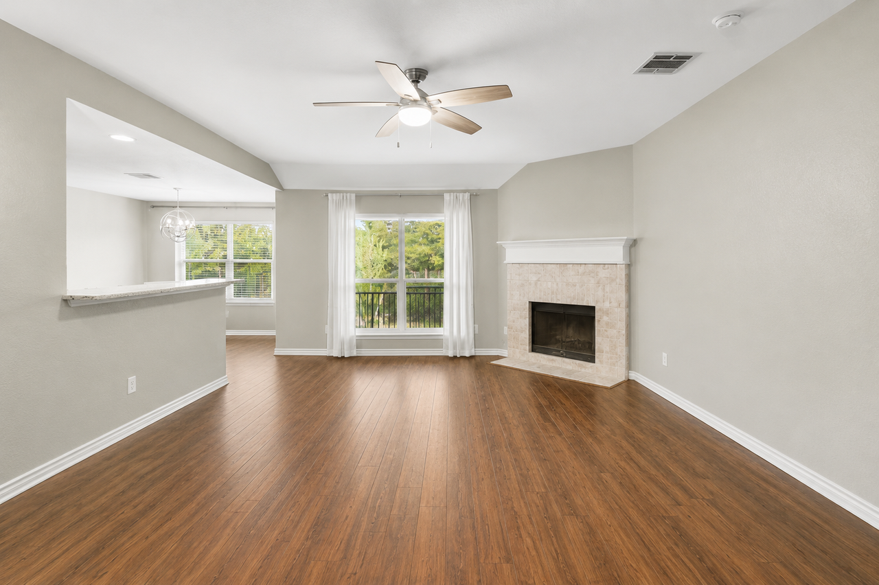 326 Fox Hollow Dr #NA - Photo 5 of 20