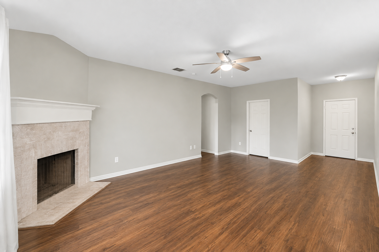 326 Fox Hollow Dr #NA - Photo 6 of 20