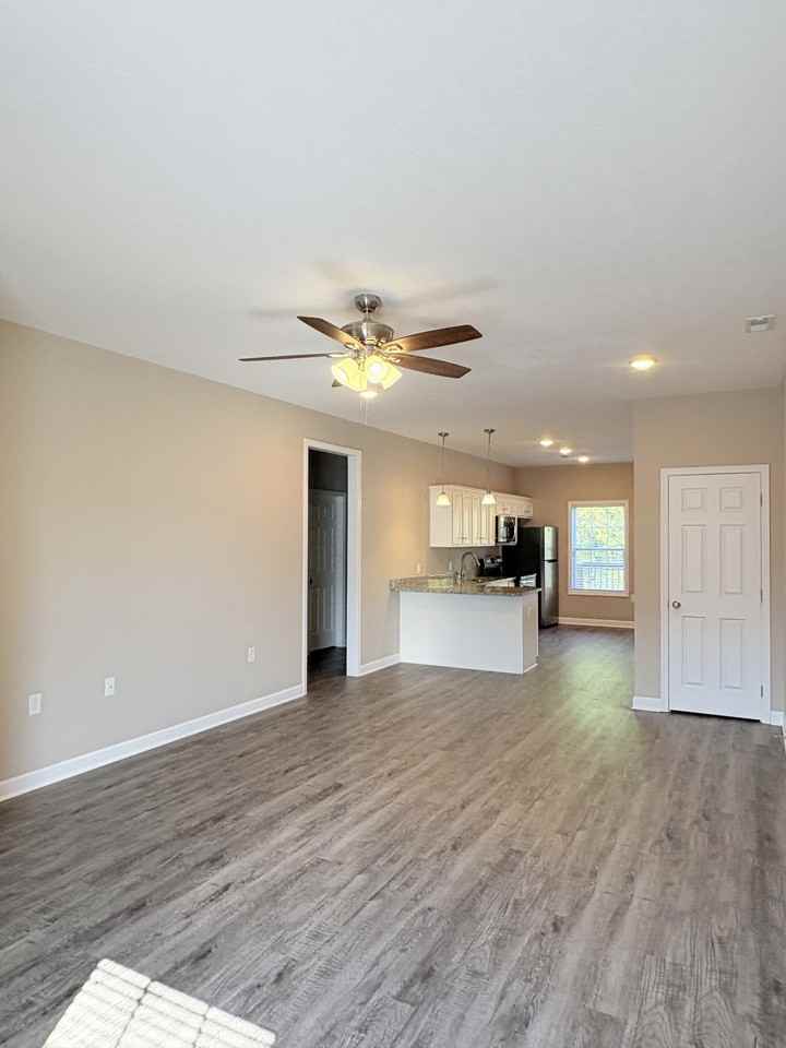 258 Spring Creek Ave #C - Photo 3 of 18