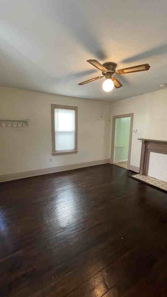 327 Elizabeth St #NA - Photo 2 of 18