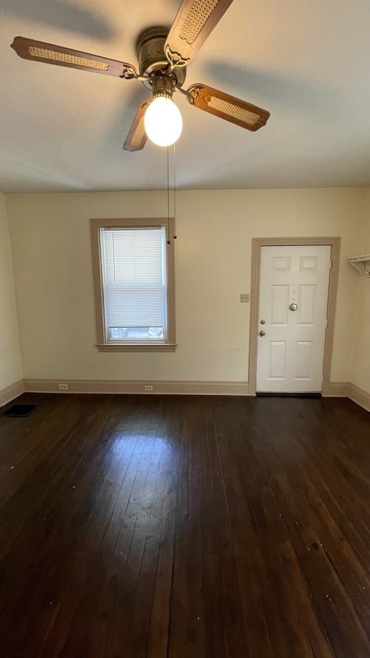 327 Elizabeth St #NA - Photo 4 of 18