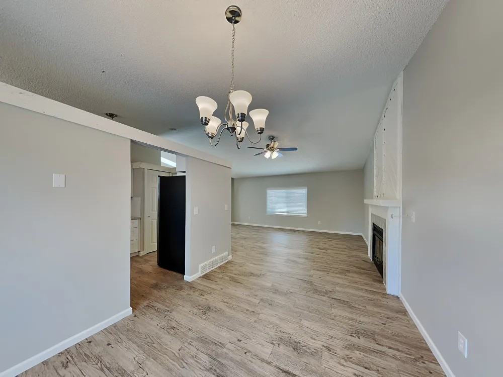 3707 N Albany Ave #NA - Photo 2 of 3