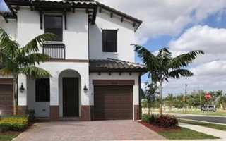 featured image of 8878 Nw 103rd Ave #8878