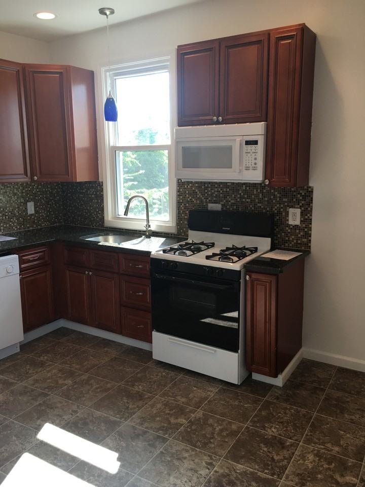 3306 Iowa St #2 - Photo 5 of 12