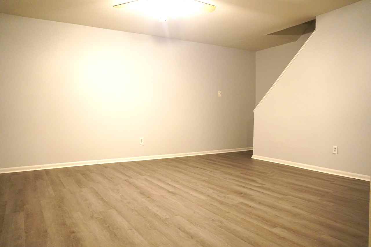 3850 Woodhaven Rd #810 - Photo 3 of 22