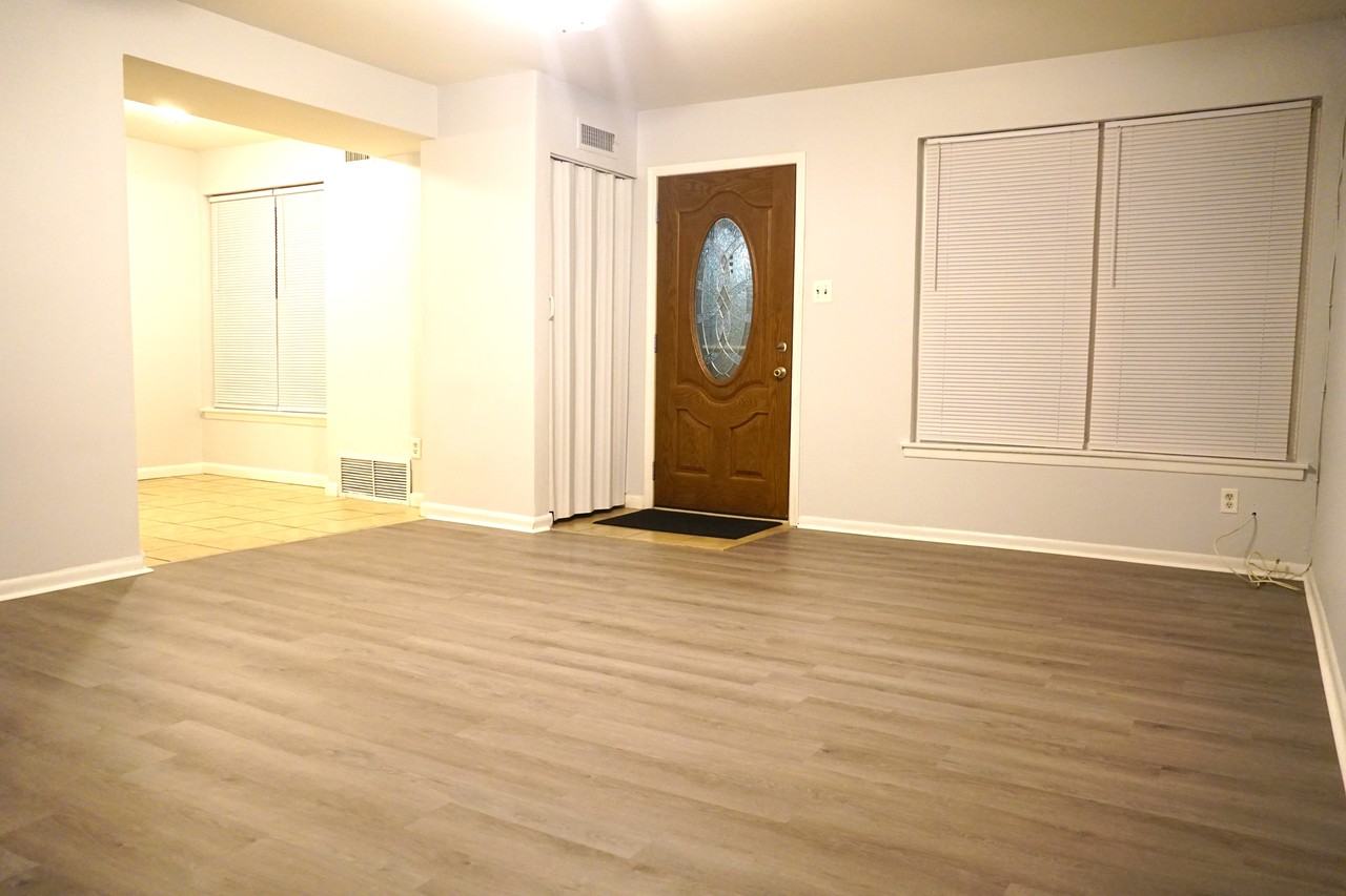 3850 Woodhaven Rd #810 - Photo 6 of 22