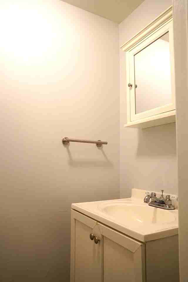 3850 Woodhaven Rd #810 - Photo 7 of 22