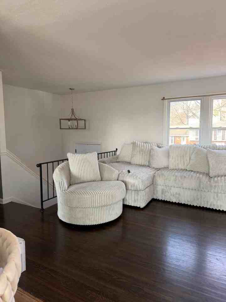 10525 Mersington Ave #NA - Photo 3 of 7