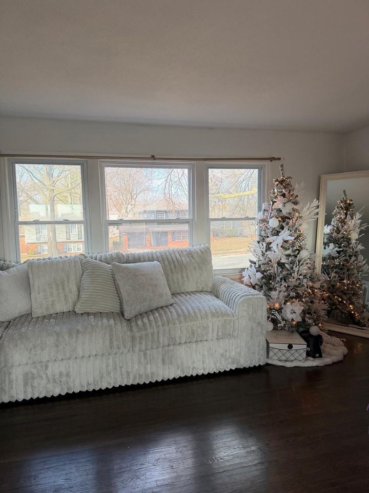 10525 Mersington Ave #NA - Photo 4 of 7