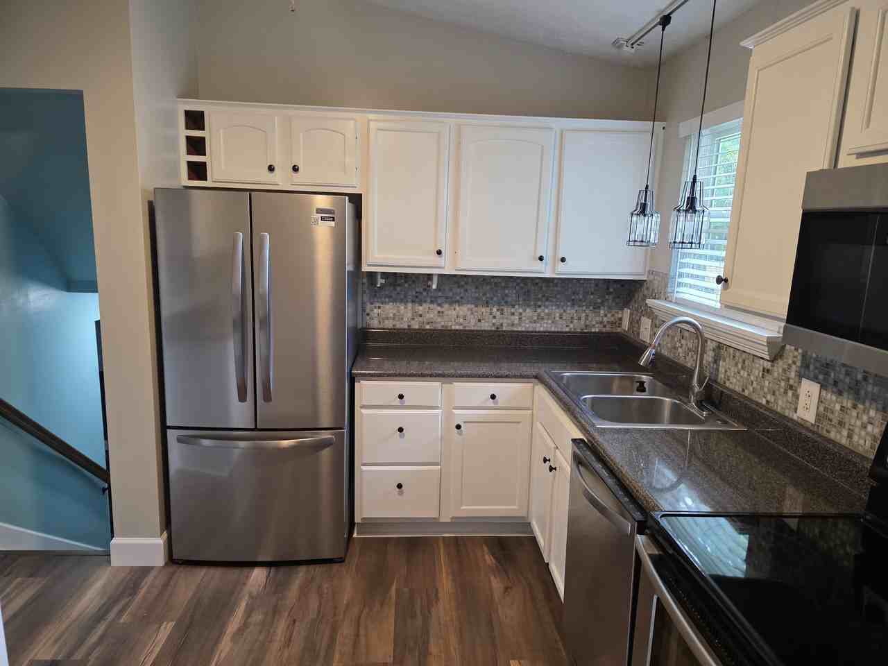 5572 Creekwood Cir #NA - Photo 4 of 21